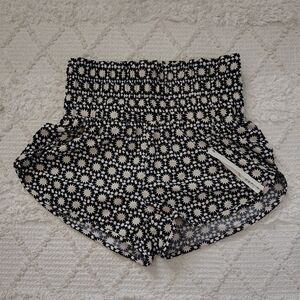 Vanilla Star High Waist Black and White Shorts